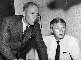 avec Robert E. Relyea